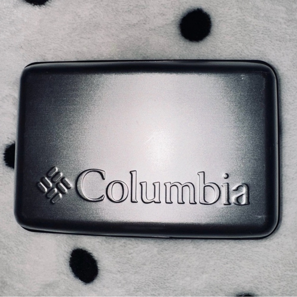 Columbia wallet